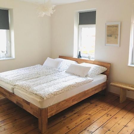 Komplettes Ferienhaus Fuer Bis Zu 4 Personen Dornheim Exterior foto